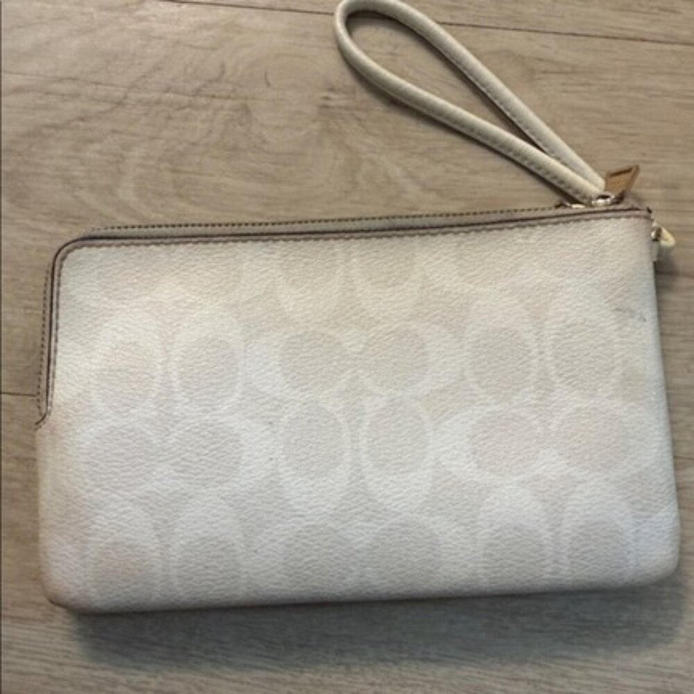 Coach Signature Double Zip Wristlet GUC - Picture 3 of 11